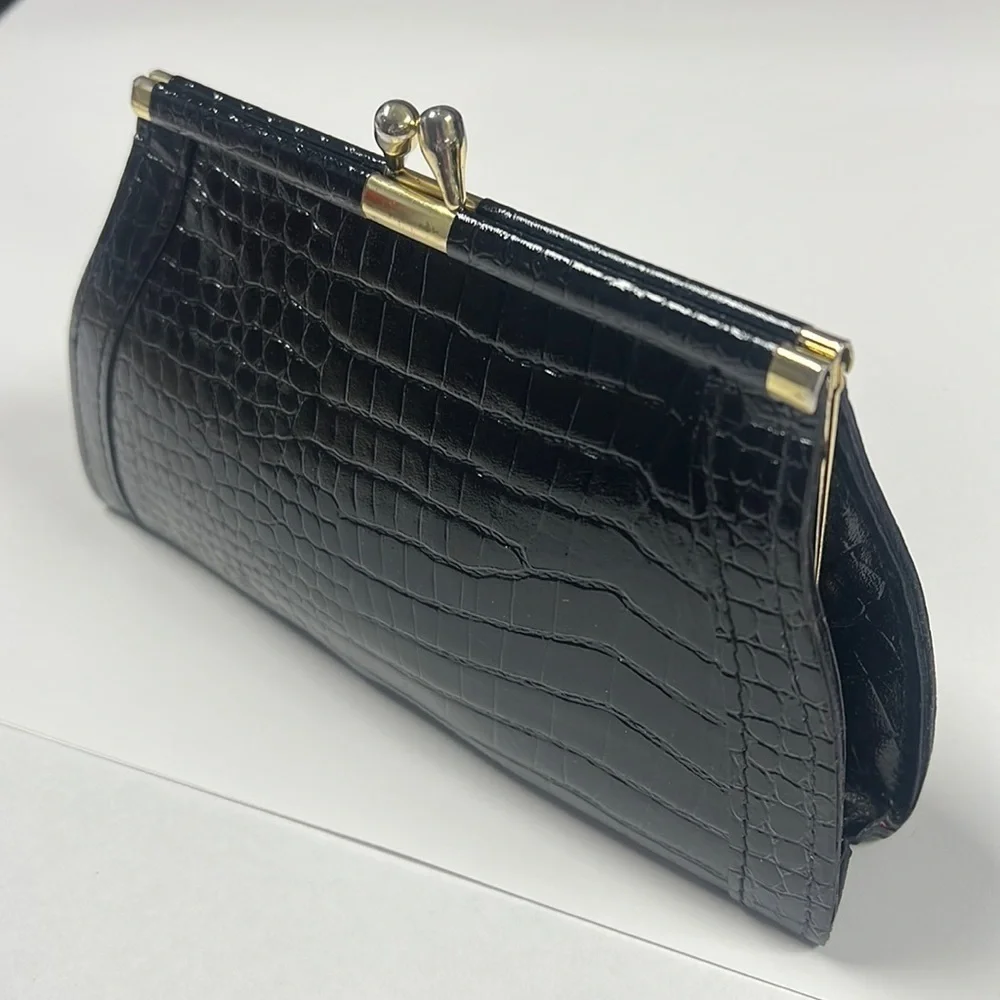 Croc Embossed Black Leather Kiss-lock Clutch Case